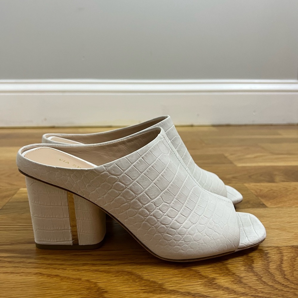VIA SPIGA Leather mule NEW NO TAG